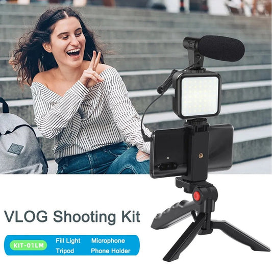 5 in 1 Vlogging Kit with Light Microphone
Tripod - Peppeuk Ltd